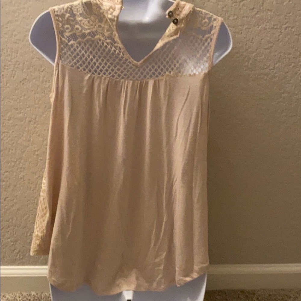 Cream Top - Picture 2 of 2
